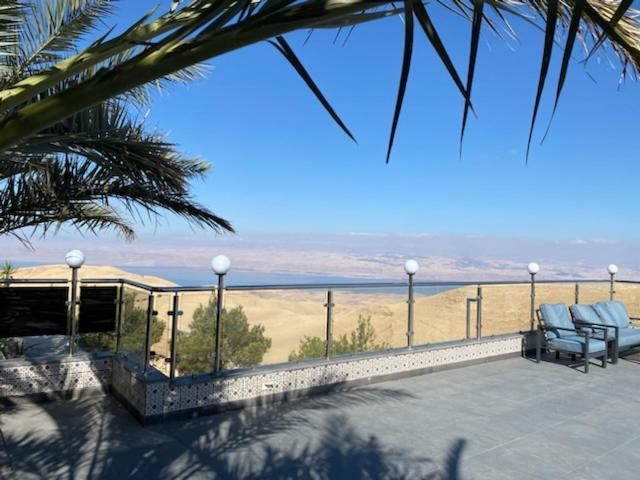 Golden Rays Chalet Madaba Extérieur photo