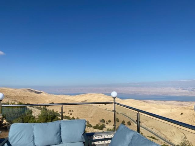 Golden Rays Chalet Madaba Extérieur photo